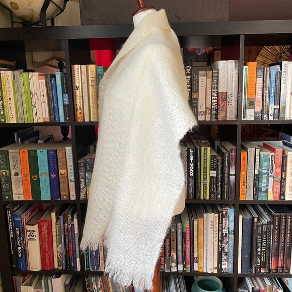 vintage Archie Brown & Sons scarf - Picture 3 of 7